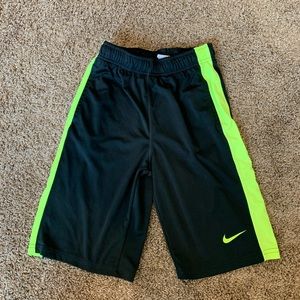 (M) Boys Dri-Fit Nike Shorts